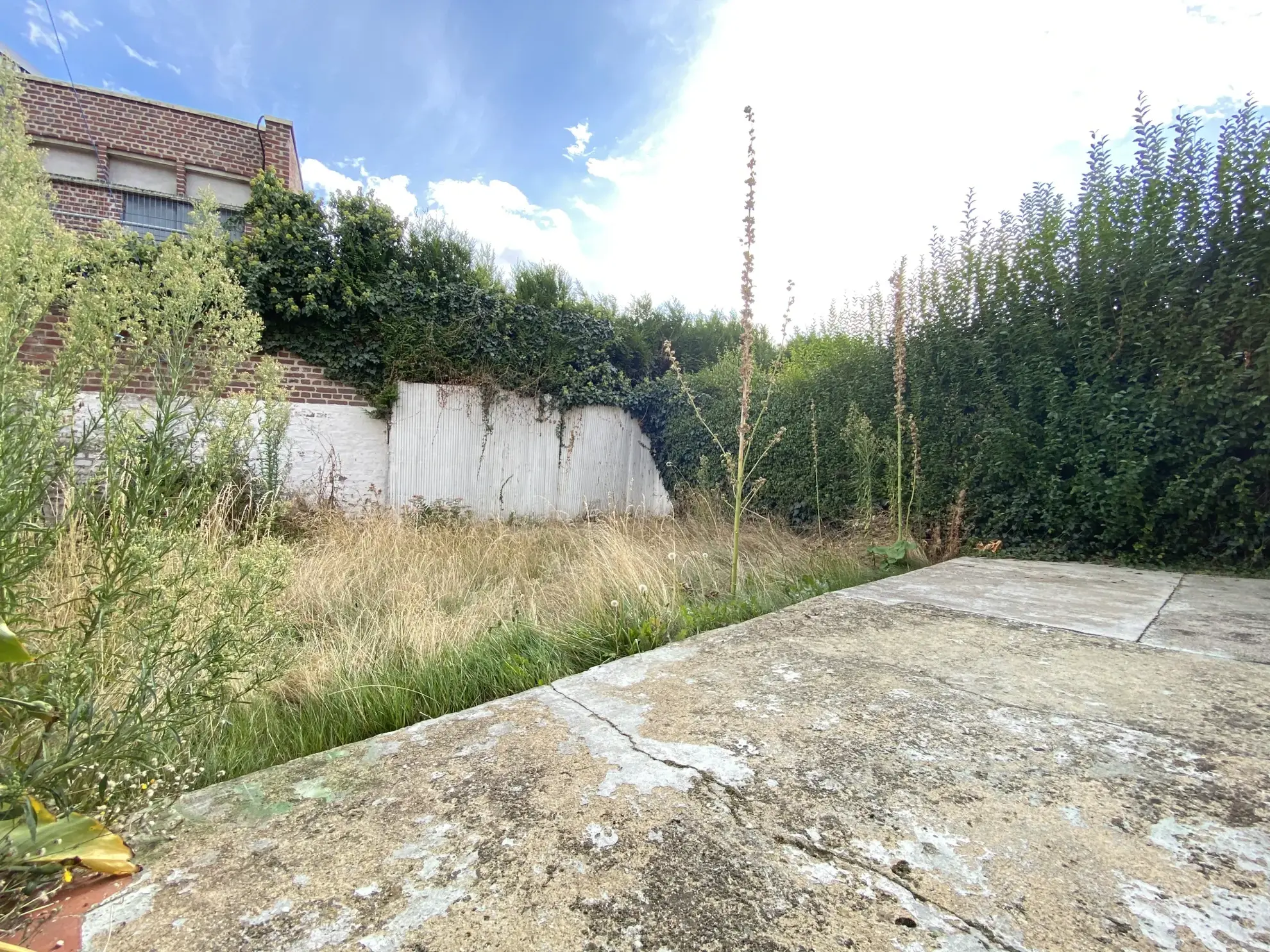 Maison de ville 3 chambres à Abbeville - 90 m² avec jardin et stationnement 