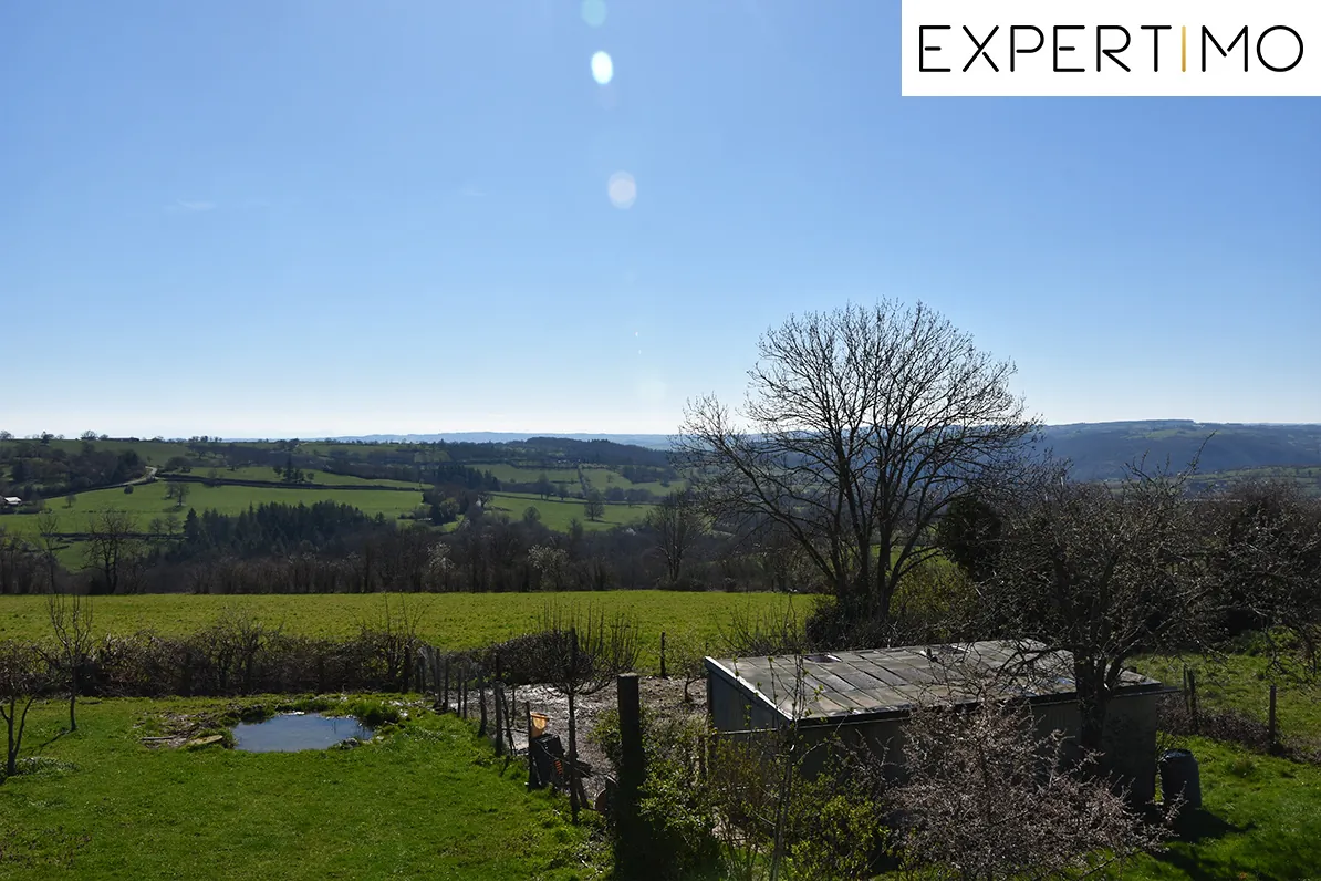 Maison avec vue spectaculaire à Servant – 106 m² sur terrain de 2462 m² 