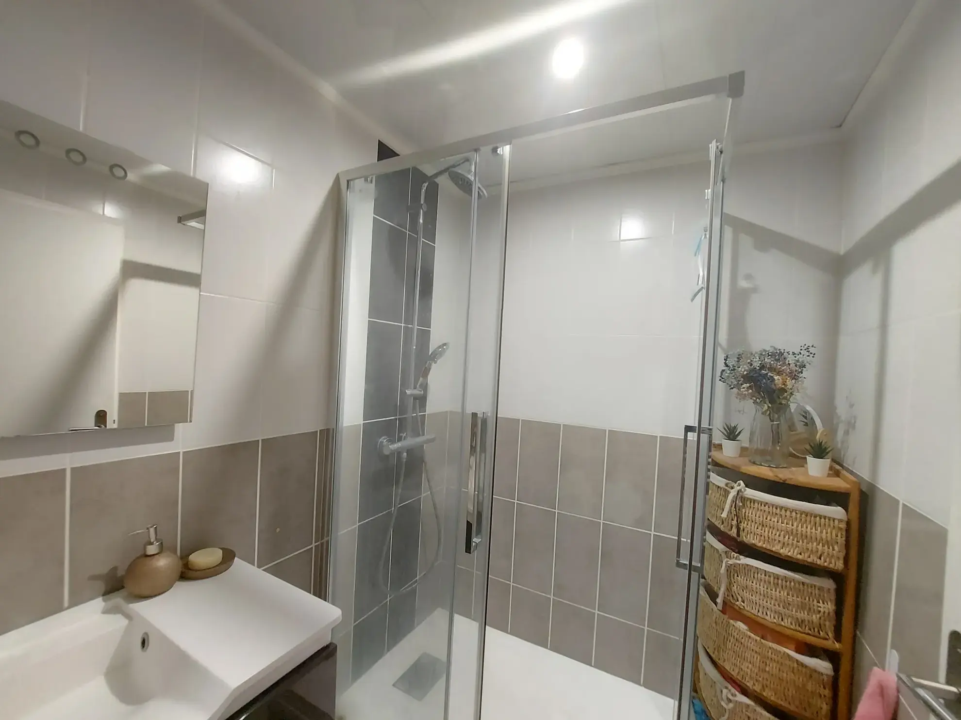 Appartement 4 pièces à Mantes-la-Ville avec balcon et parking en sous-sol 