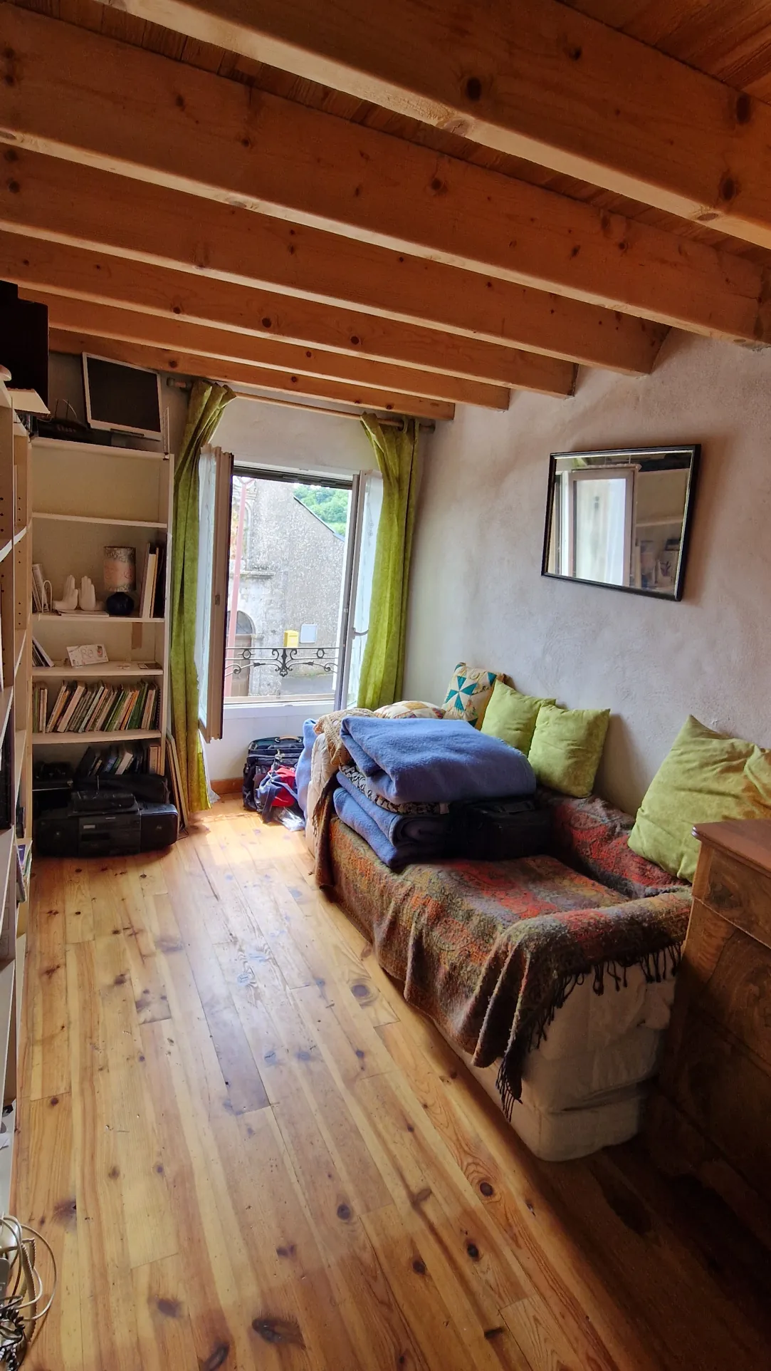 Maison de village à Cornus de 91 m² avec travaux à prévoir 