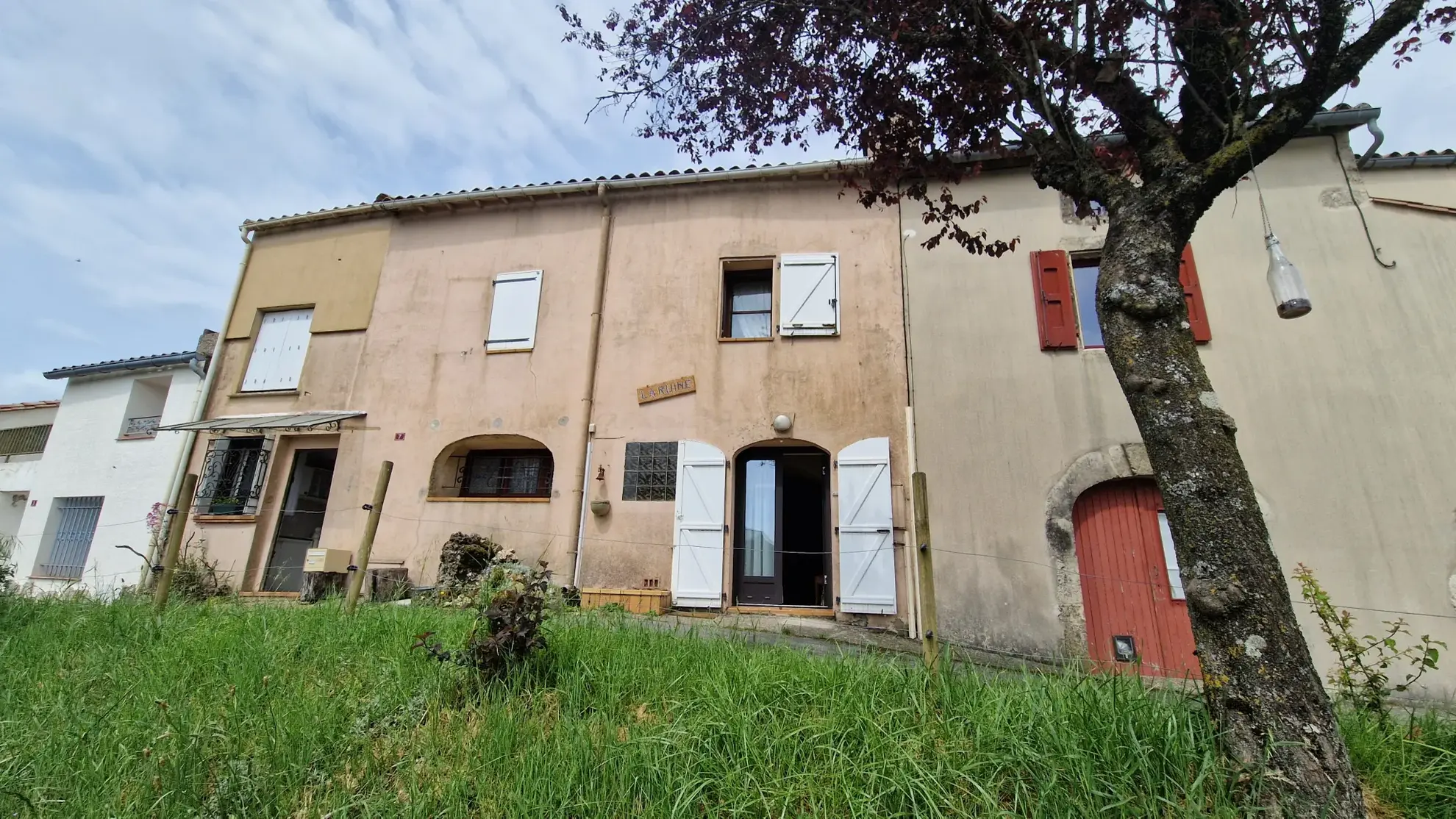 Maison de village à Cornus de 91 m² avec travaux à prévoir