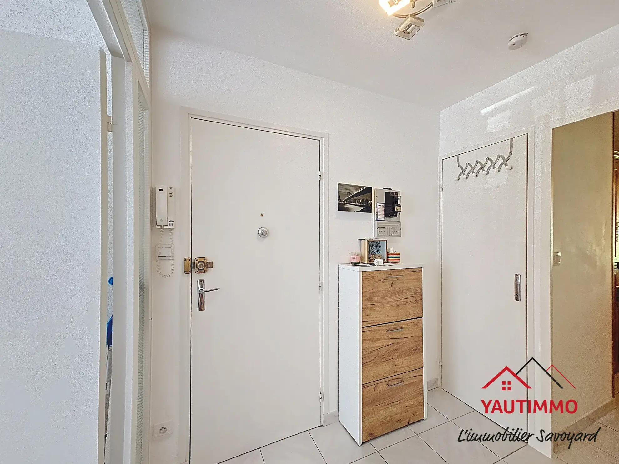 Appartement 3 pièces de 66 m² à Annemasse, secteur Perrier, proche Genève 