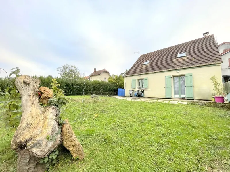 Maison à vendre à La Ferté-sous-Jouarre avec jardin, garage et proximité des écoles