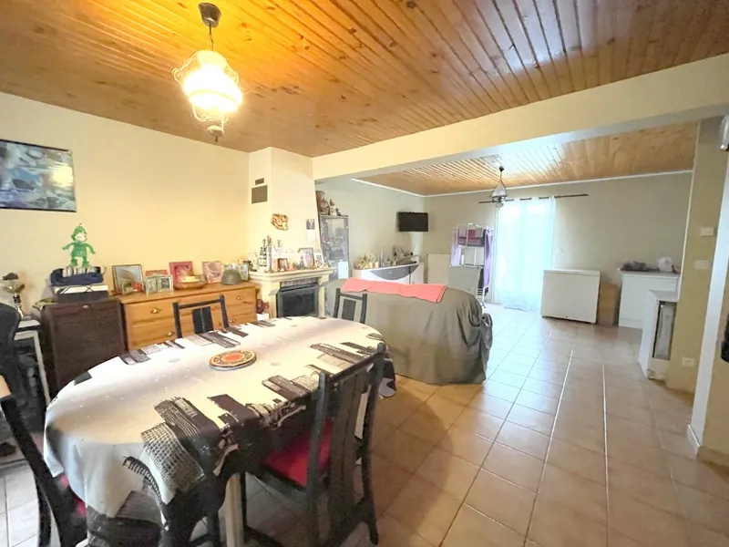 Maison familiale à La Ferté sous Jouarre avec jardin et proximité gare 