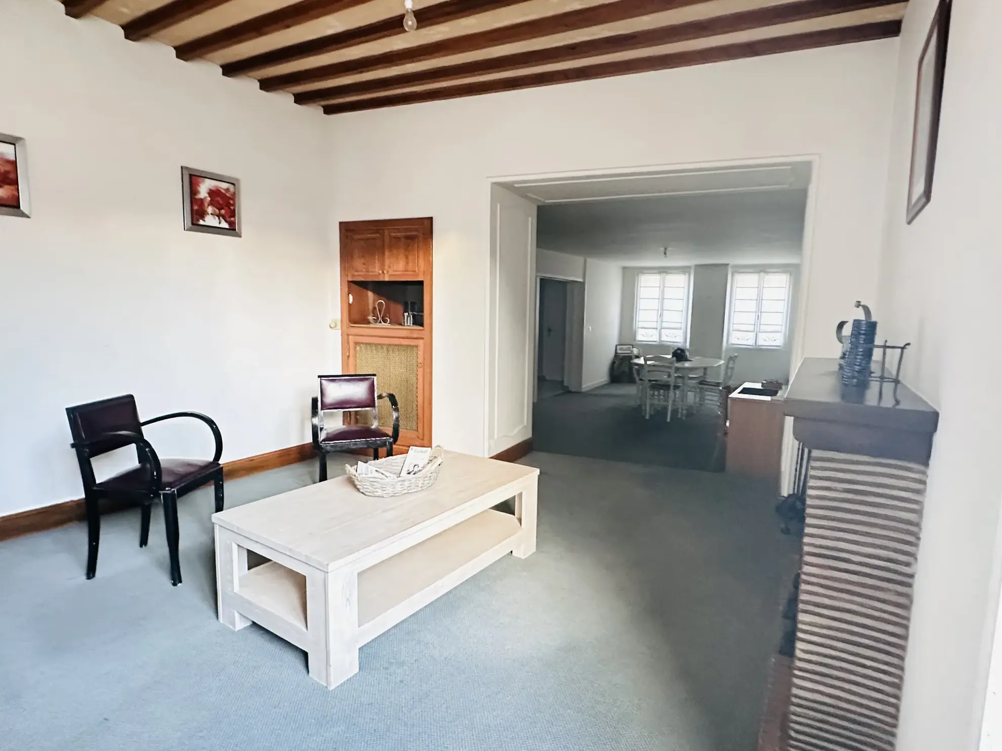 Grande maison de ville à Auneau de 180 m² avec cour et parking