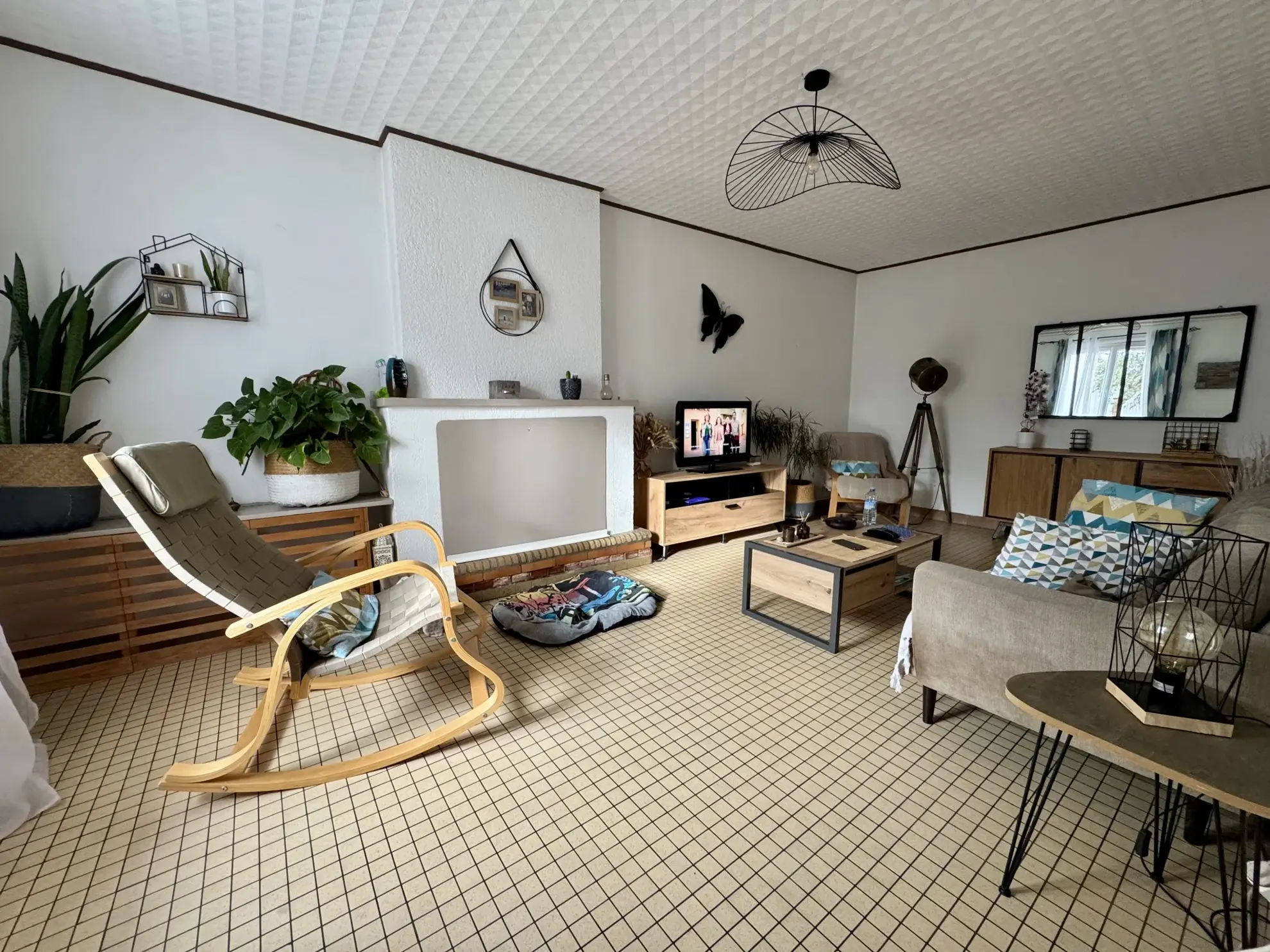 Belle maison de 100 m² à Meschers-sur-Gironde, idéale pour résidence ou investissement locatif 