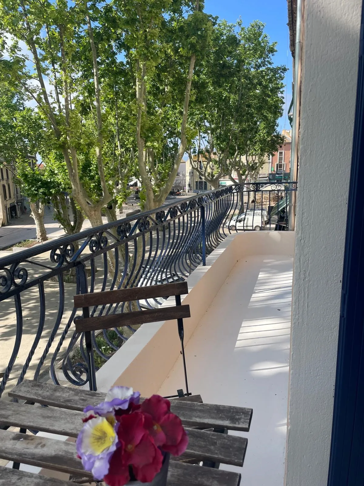 Appartement T2 lumineux avec balcon au centre d'Agde, idéal investissement ou première propriété 