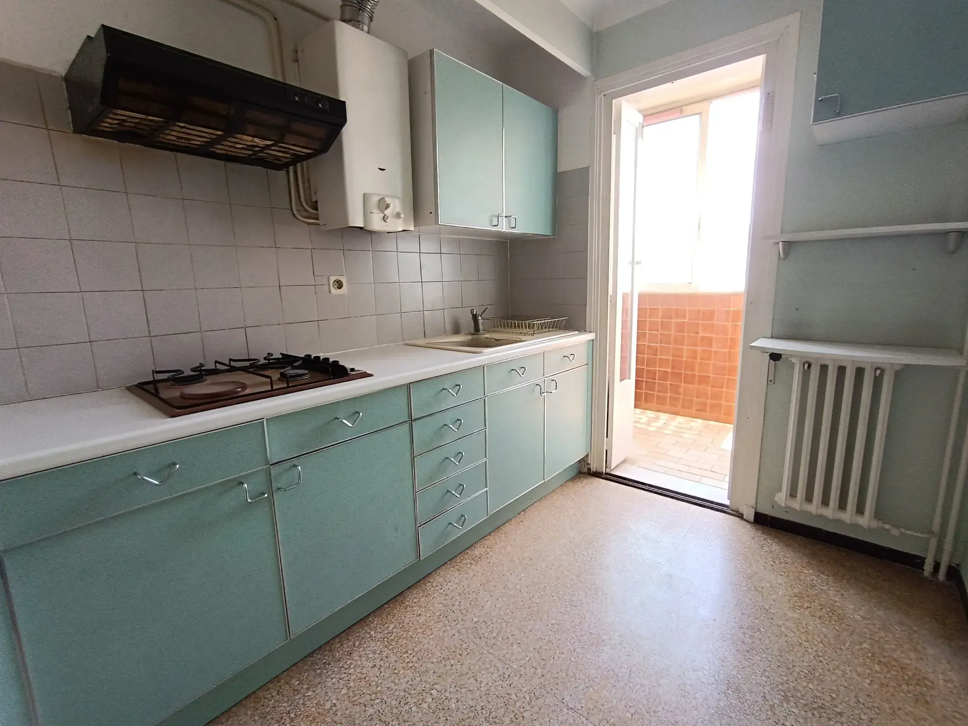 Appartement T4 à Toulon Aguillon de 66 m² avec balcon sud et cave 