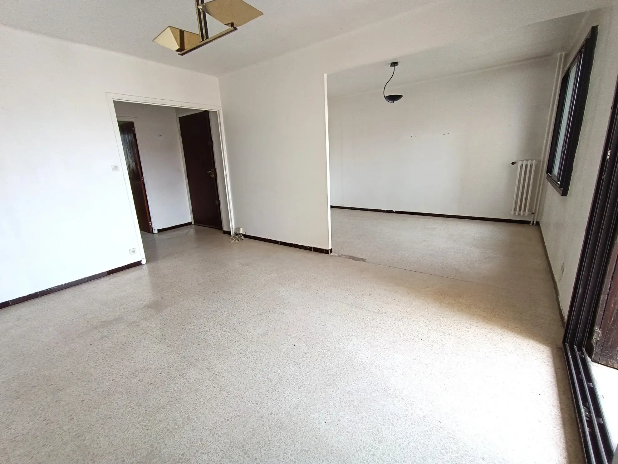 Appartement T4 à Toulon Aguillon de 66 m² avec balcon sud et cave