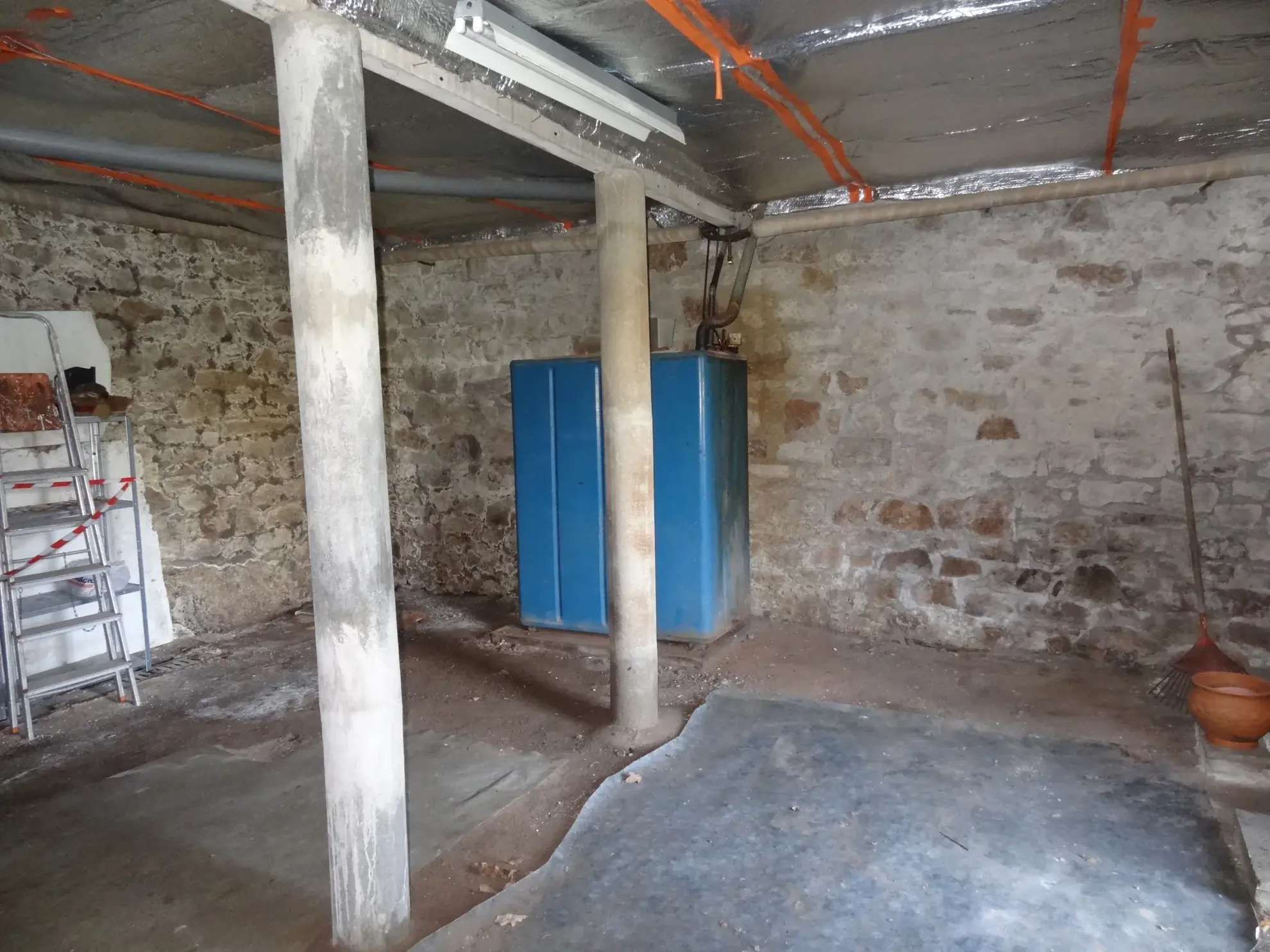 Maison de ville avec jardin et garage à Rostrenen dans les Côtes d'Armor 