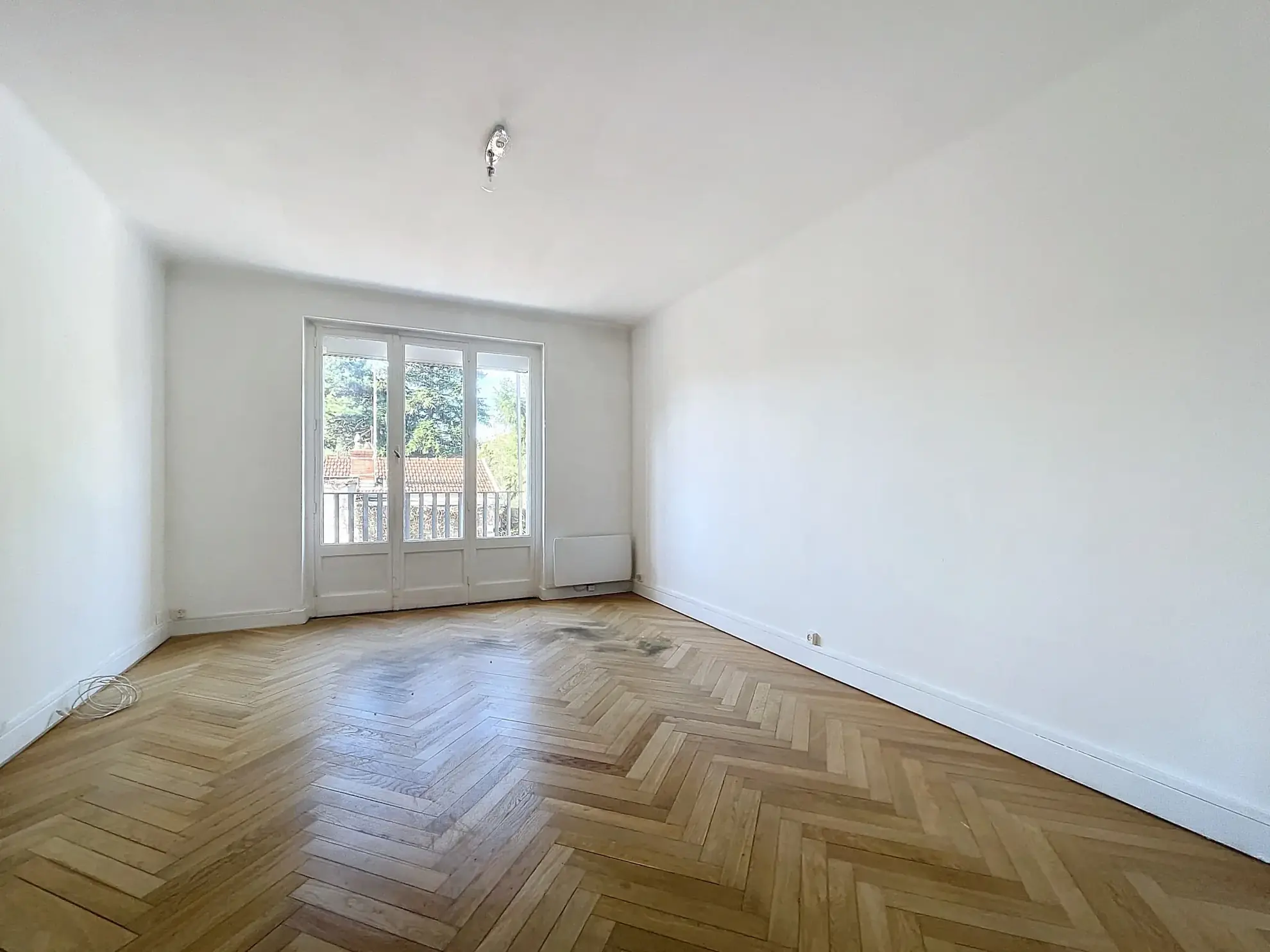 Appartement T3 à Bron proche Montchat, calme et sécurisé 