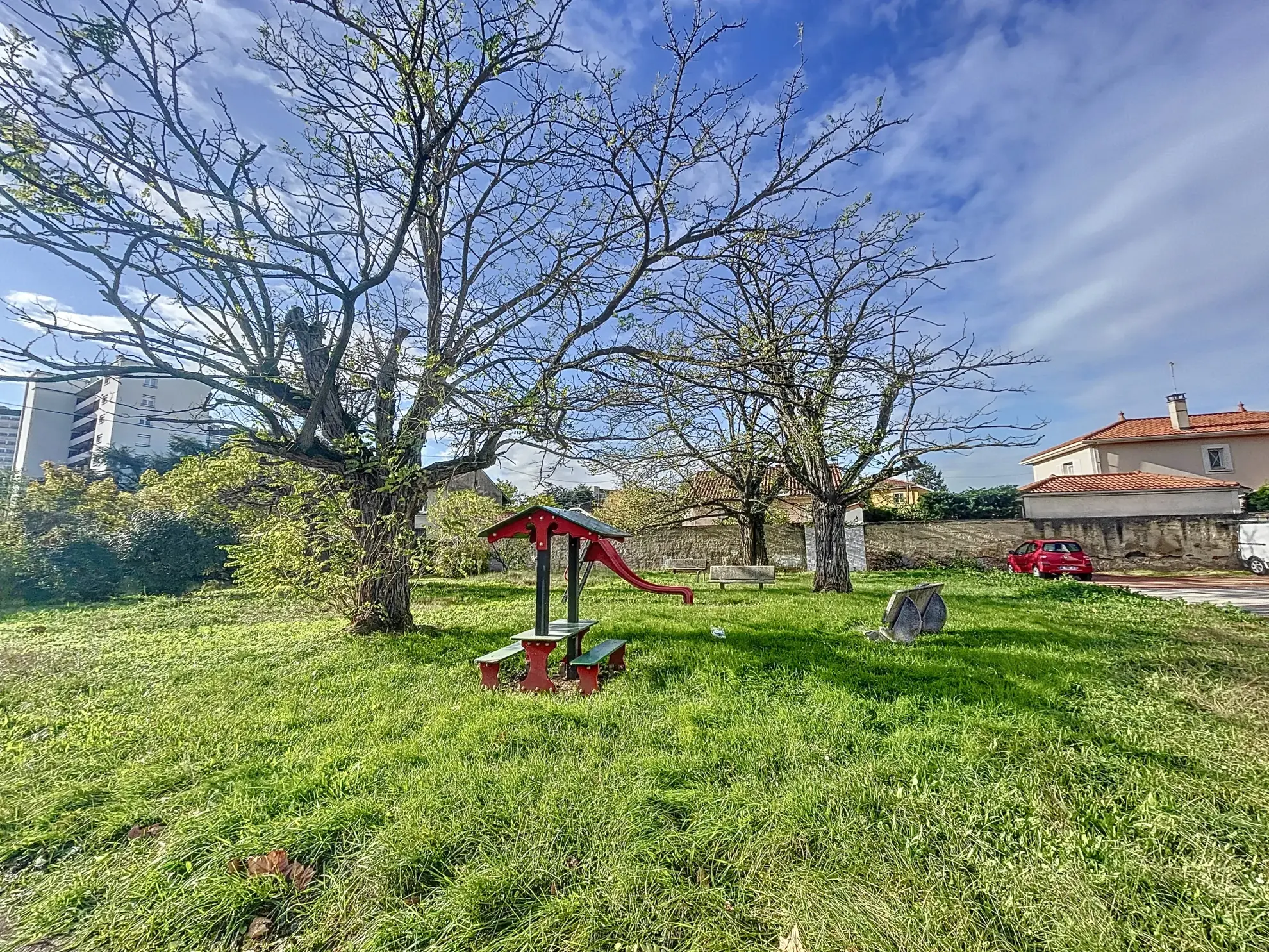 Appartement T3 à Bron proche Montchat, calme et sécurisé 