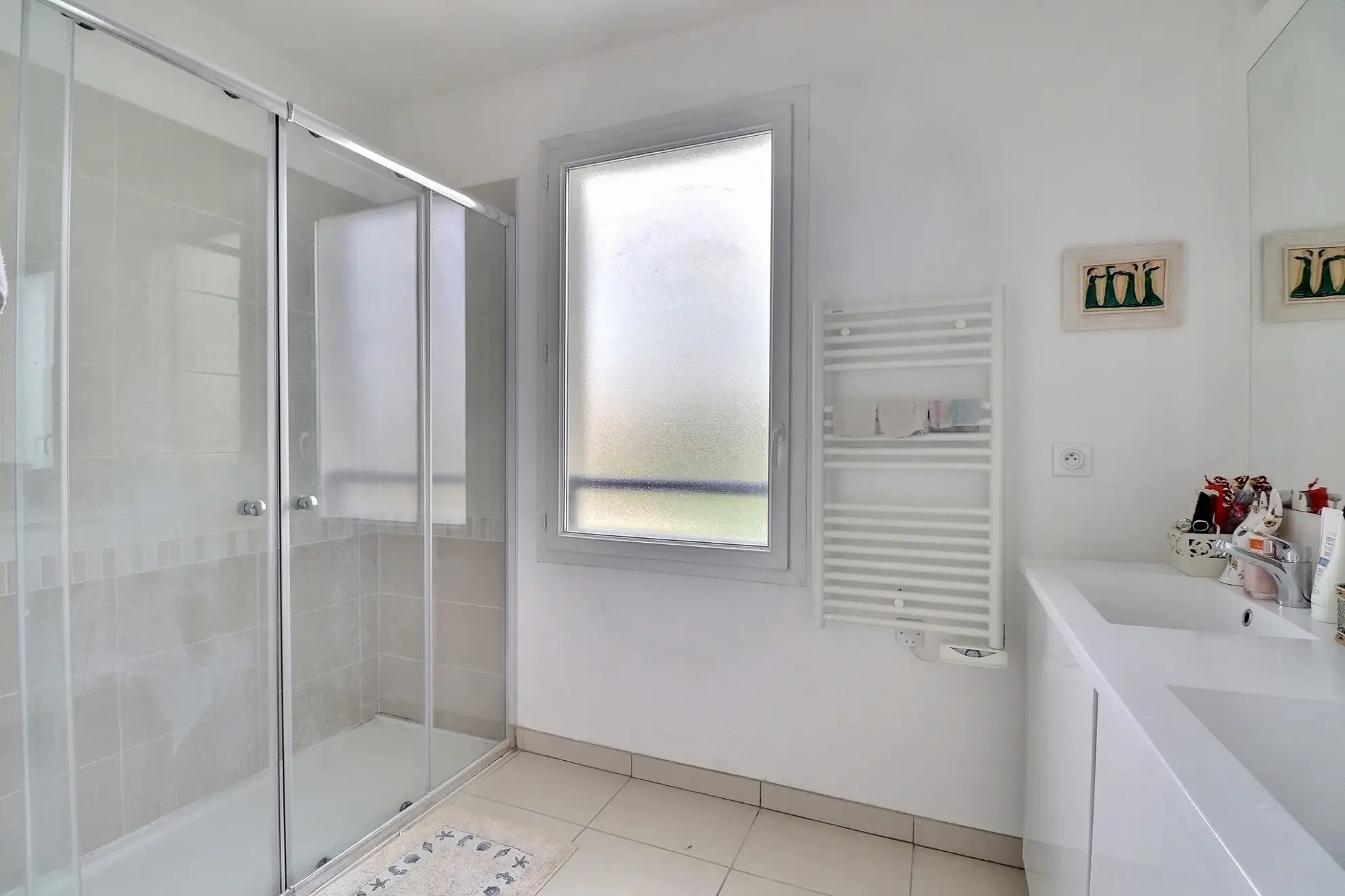 Appartement T3 lumineux avec terrasse et parking à Marseille 9e - Carré Michelet 