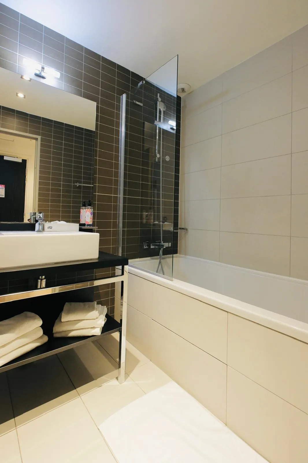 Investissement immobilier à Serris : Appartement LMNP avec terrasse près de Disneyland 