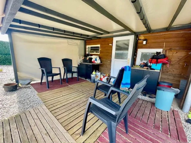 Terrain de loisirs rénové de 570 m² à Vias Plage, proche de la mer 