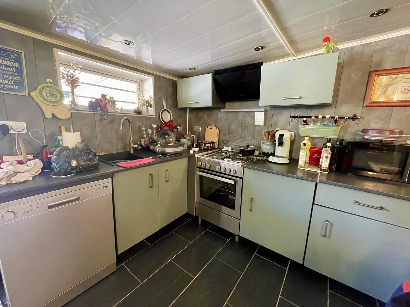 Terrain de loisirs rénové de 570 m² à Vias Plage, proche de la mer 