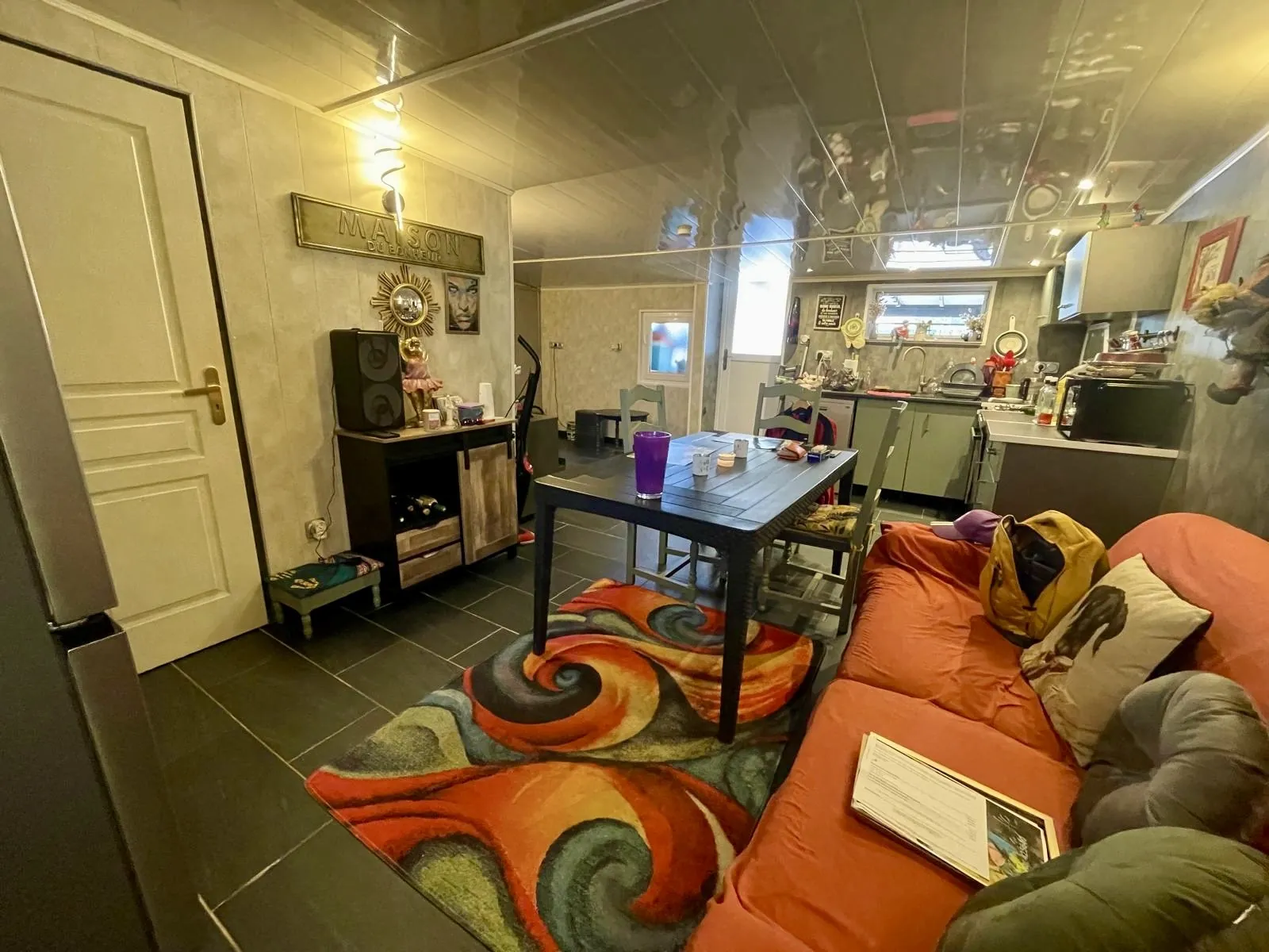 Terrain de loisirs rénové de 570 m² à Vias Plage, proche de la mer 