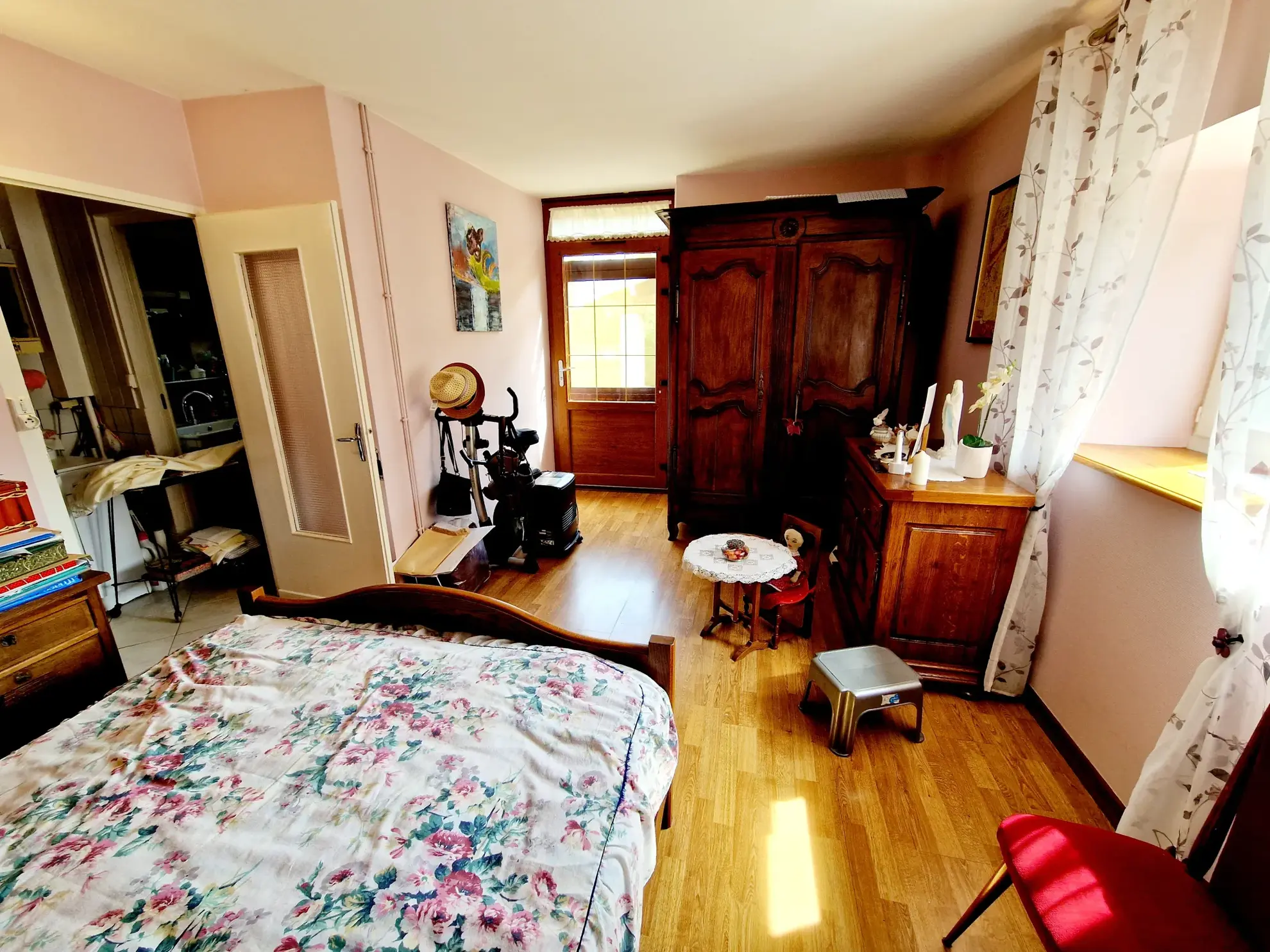 Maison de plain-pied meublée de 115 m2 avec jardin à Pisseloup, calme et nature 