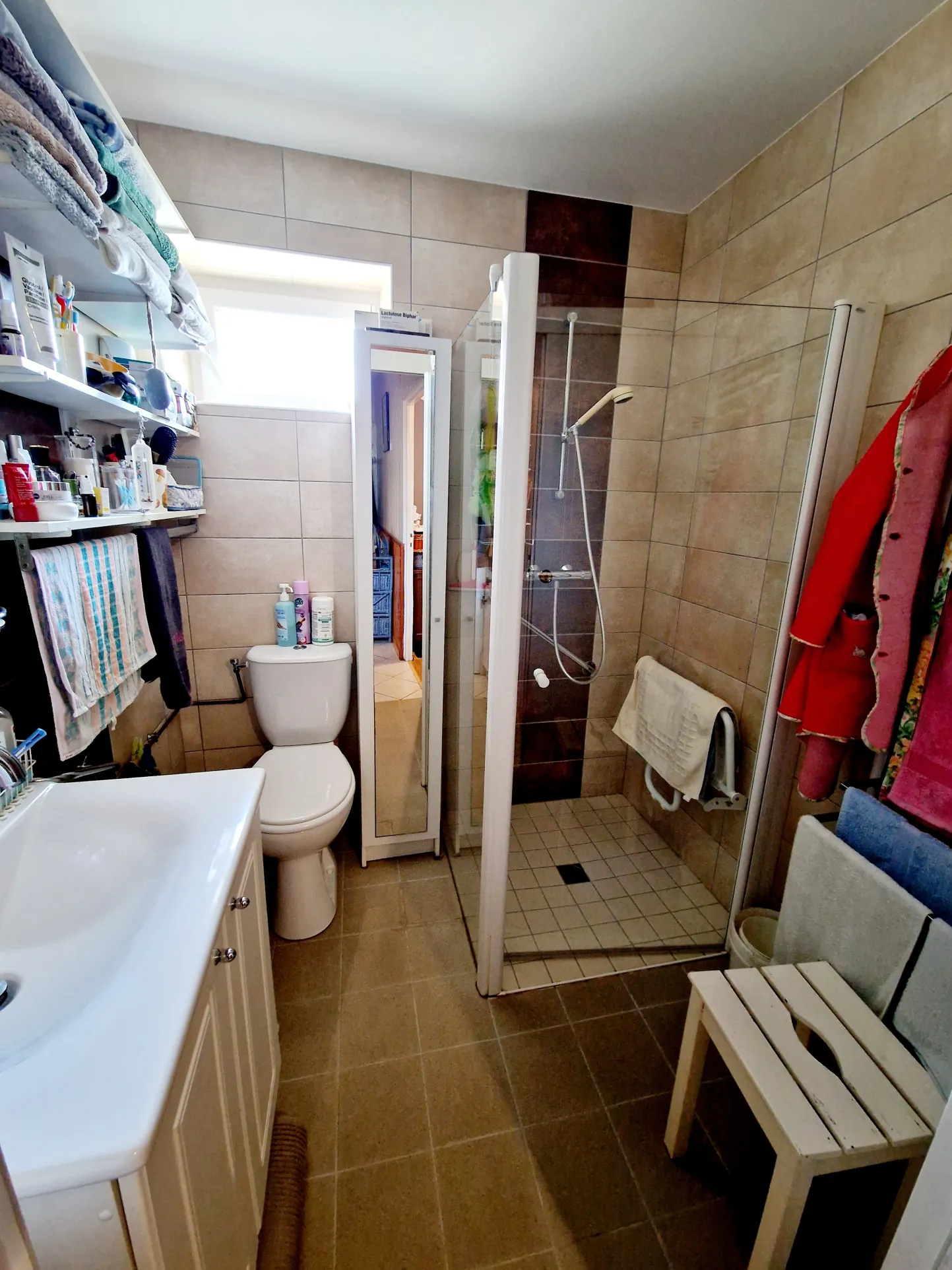 Maison de plain-pied meublée de 115 m2 avec jardin à Pisseloup, calme et nature 