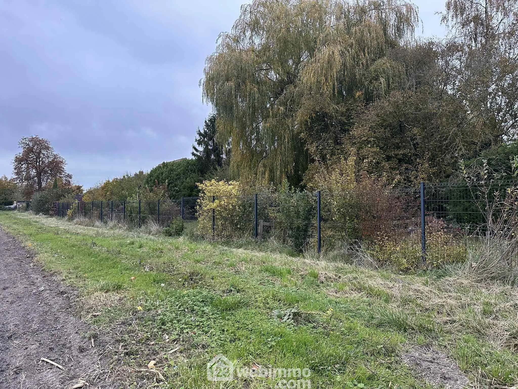 Terrain de loisirs à Sissonne – 1193 m² dans un cadre naturel et calme 