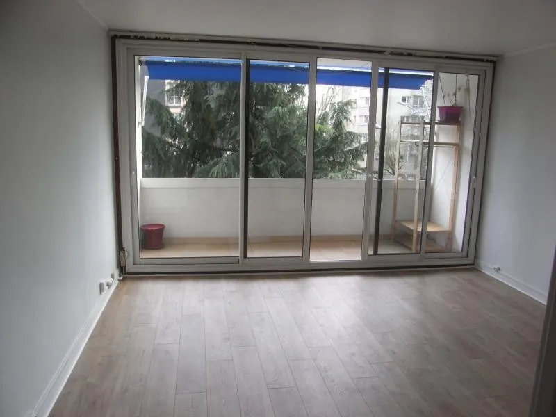 Appartement 4 pièces lumineux de 79 m² à Meudon La Forêt dans la résidence du Lac