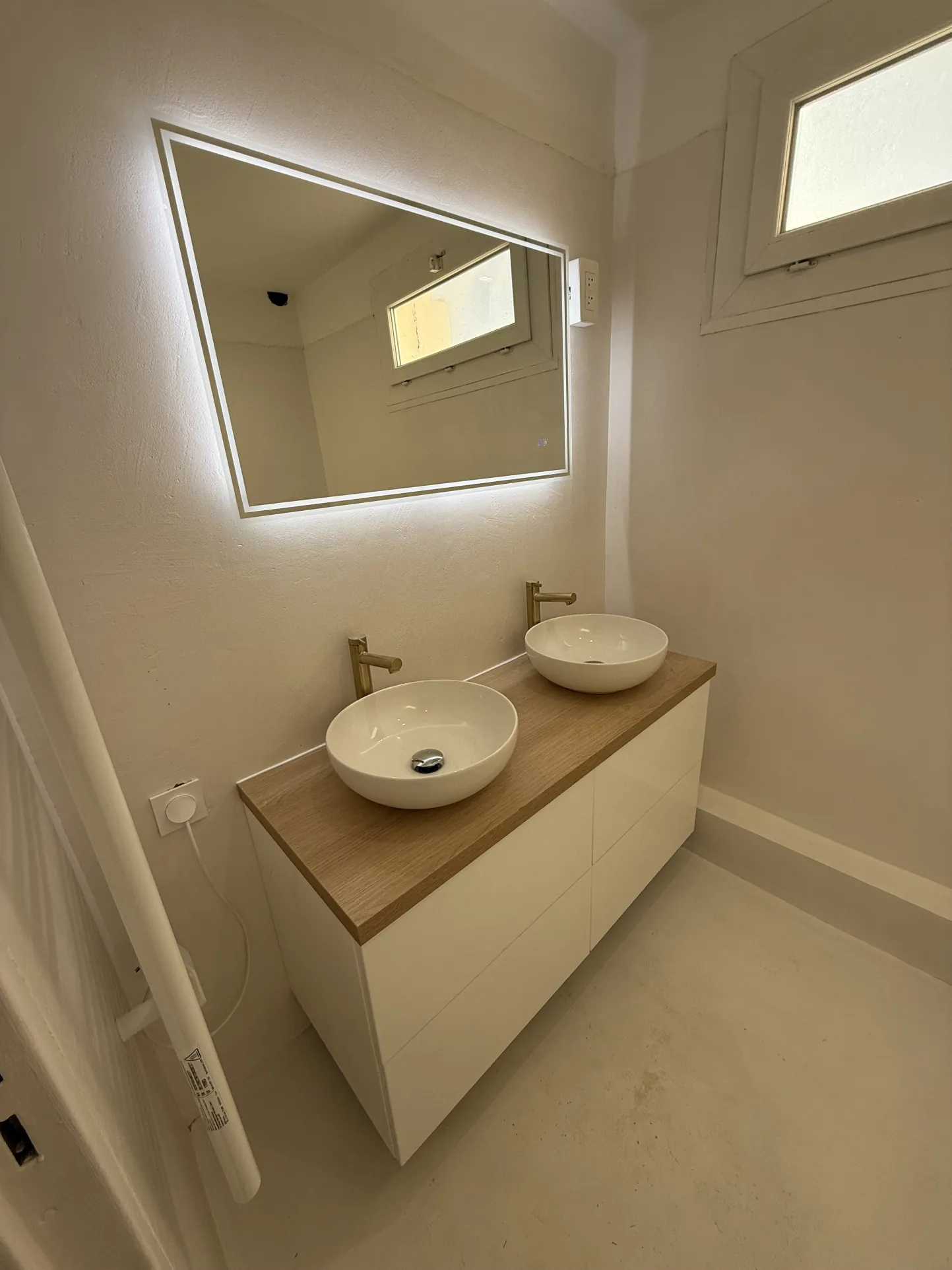 Appartement T4 rénové avec terrasse à Draguignan – Résidence Les Tamaris 