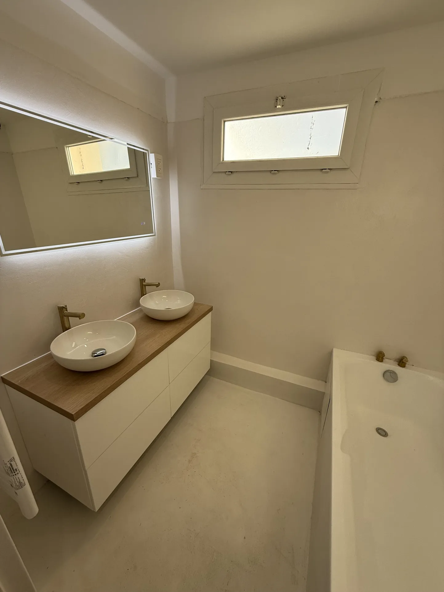 Appartement T4 rénové avec terrasse à Draguignan – Résidence Les Tamaris 