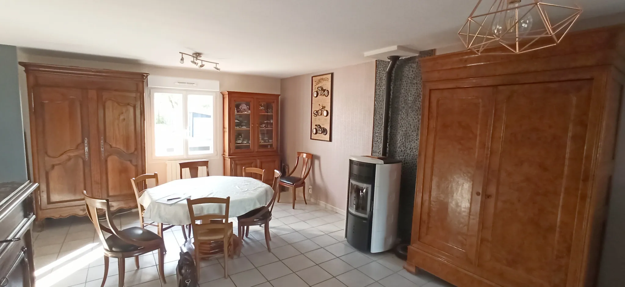 Maison individuelle de 135m² à Saint-Doulchard avec jardin et terrasse 