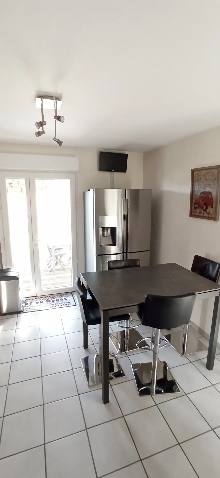 Maison individuelle de 135m² à Saint-Doulchard avec jardin et terrasse 