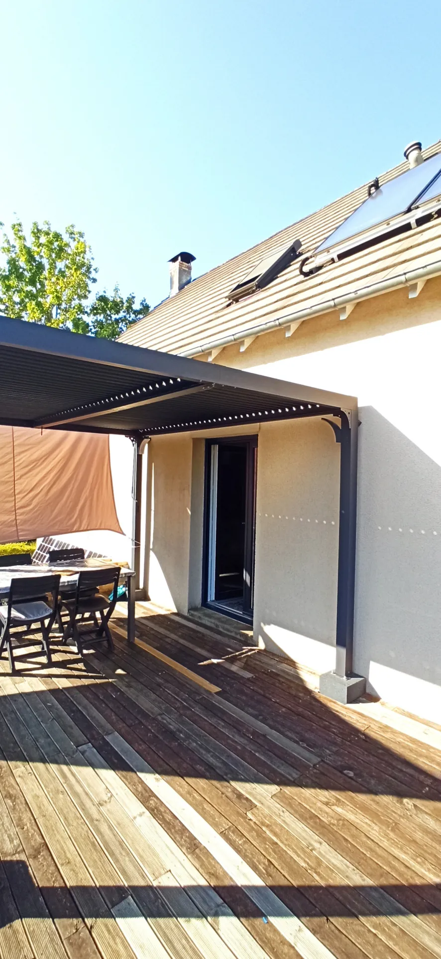 Maison individuelle de 135m² à Saint-Doulchard avec jardin et terrasse 