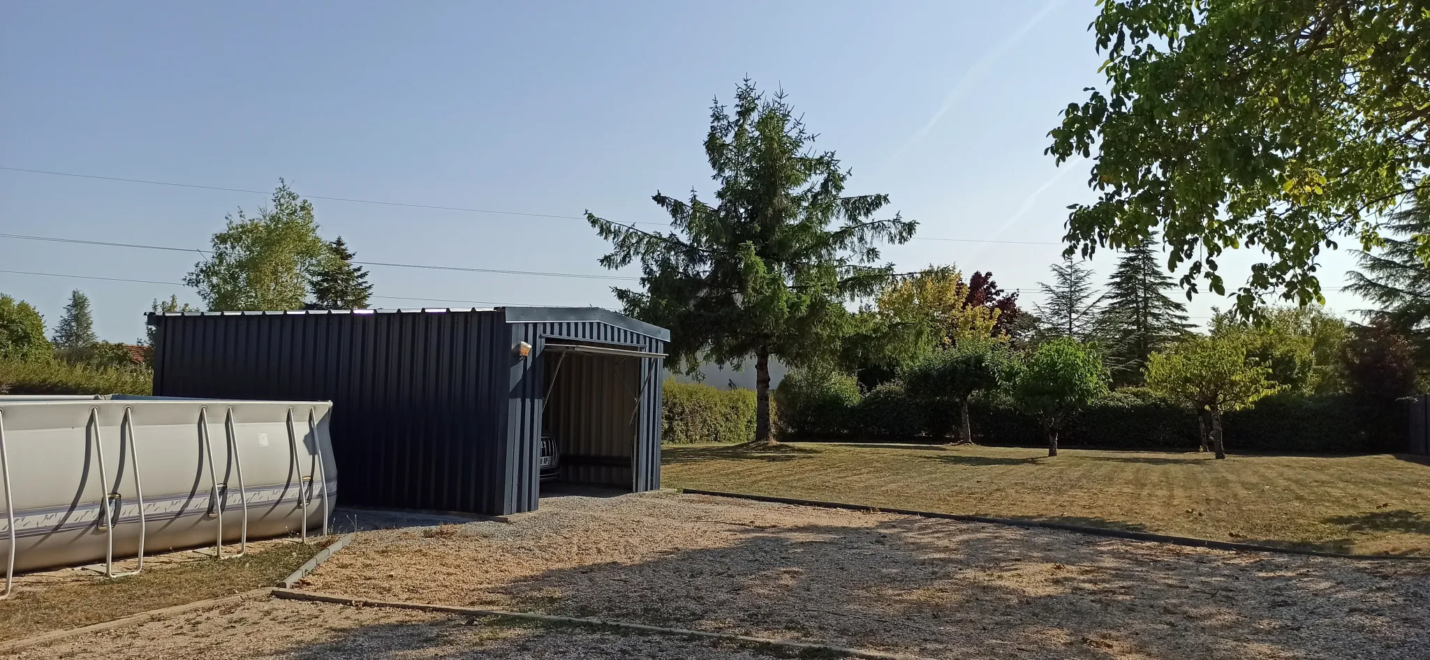 Maison individuelle de 135m² à Saint-Doulchard avec jardin et terrasse 