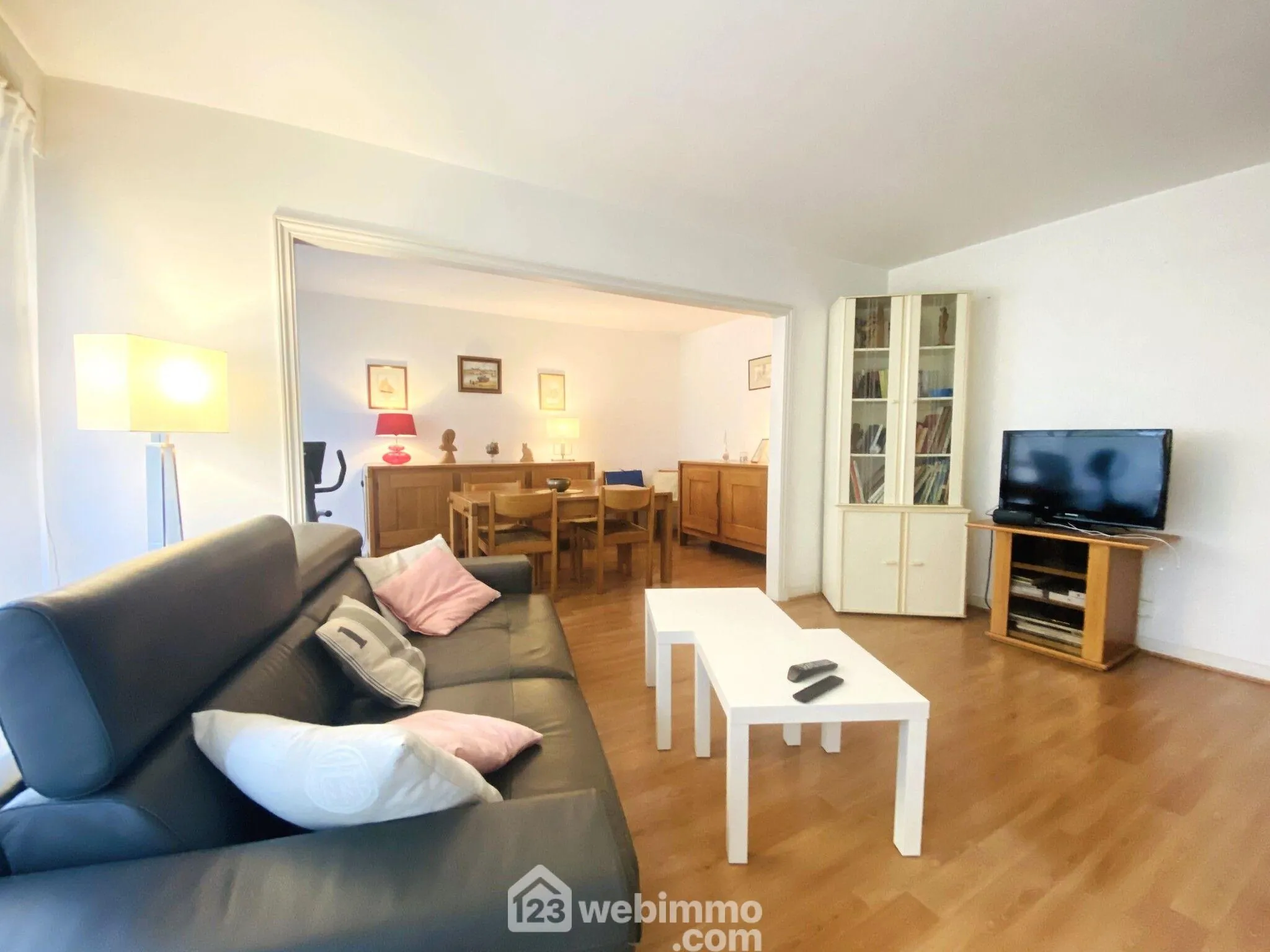 Appartement F4 lumineux de 81 m² à Évry-Courcouronnes avec balcon et garage