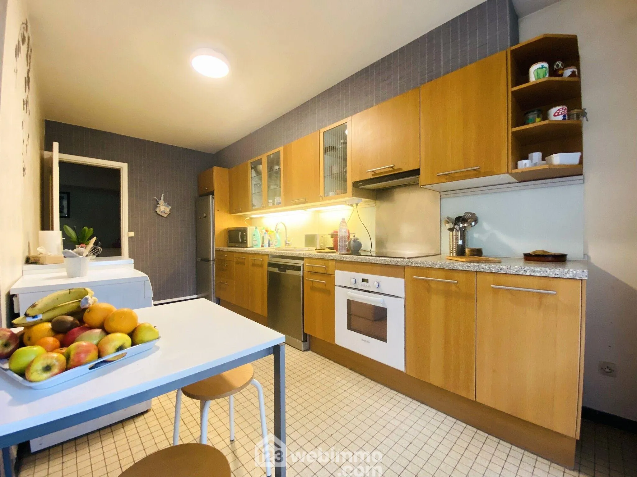 Appartement F4 lumineux de 81 m² à Évry-Courcouronnes avec balcon et garage 