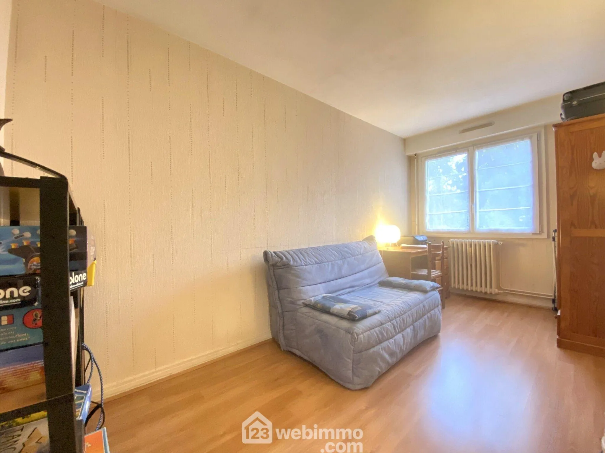 Appartement F4 lumineux de 81 m² à Évry-Courcouronnes avec balcon et garage 