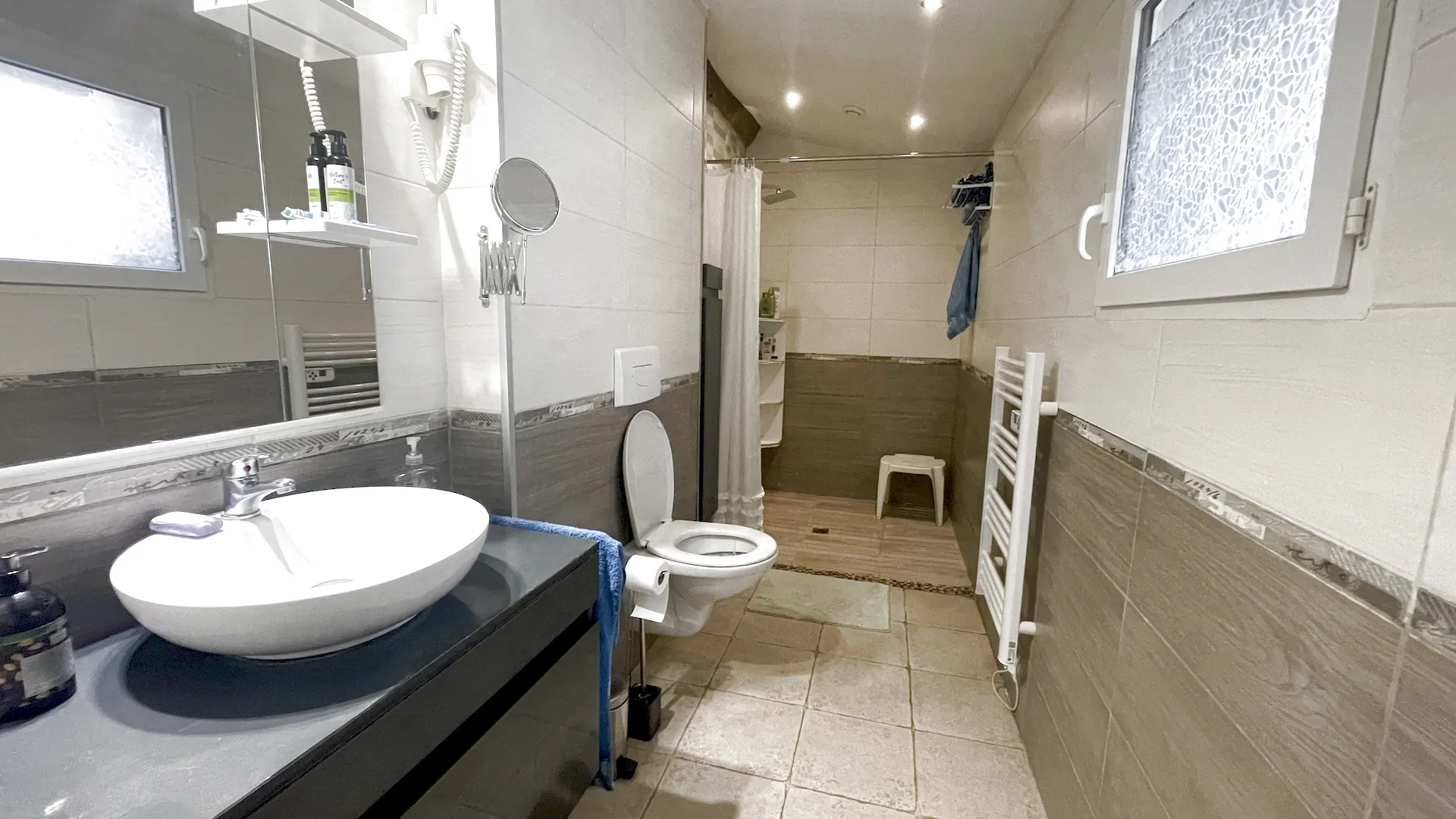 Maison de village rénovée à vendre à Cléré-sur-Layon, proche Vihiers 