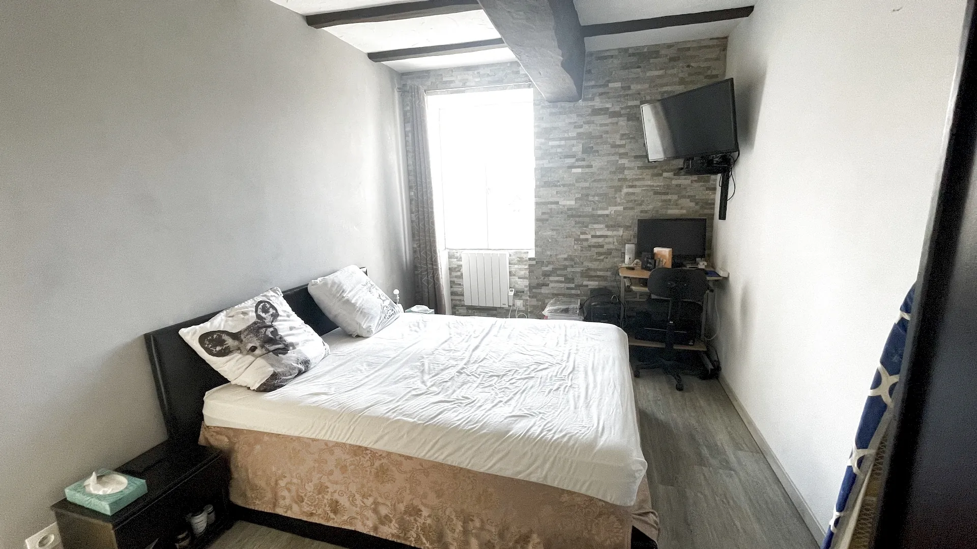 Maison de village rénovée à vendre à Cléré-sur-Layon, proche Vihiers 