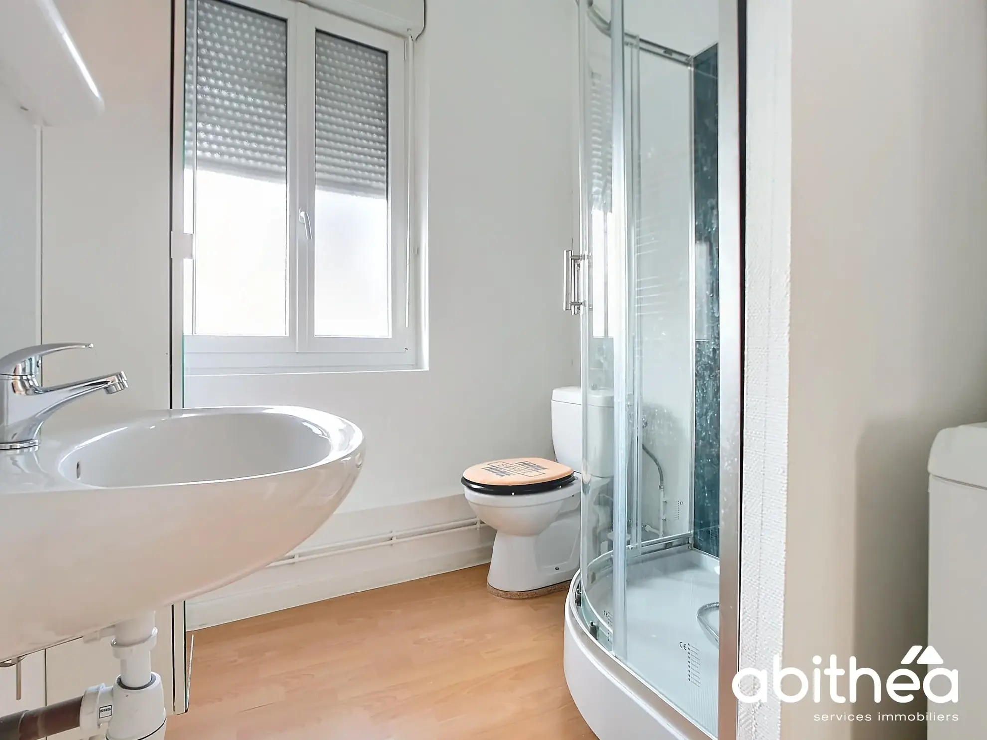 Studio de 27 m² à Troyes proche du centre-ville avec parking 