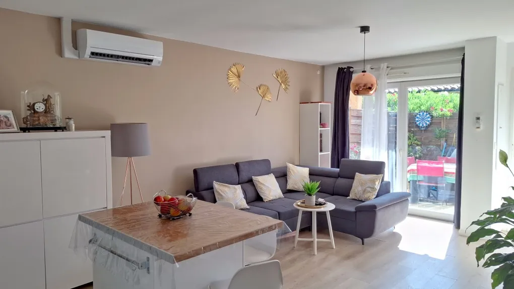 Maison de 3 pièces avec jardin et piscine à Poulx, proximité Nîmes 