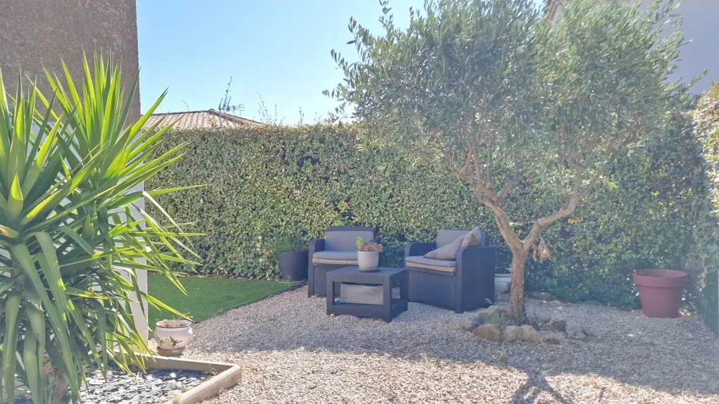Maison de 3 pièces avec jardin et piscine à Poulx, proximité Nîmes 