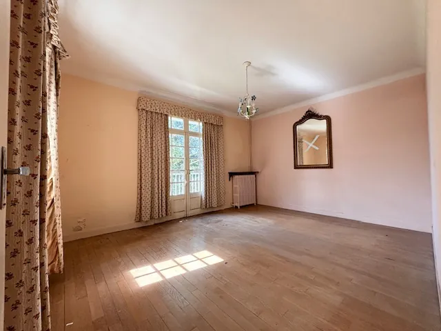 Belle maison familiale proche Val d’Europe avec grand terrain et vue imprenable 