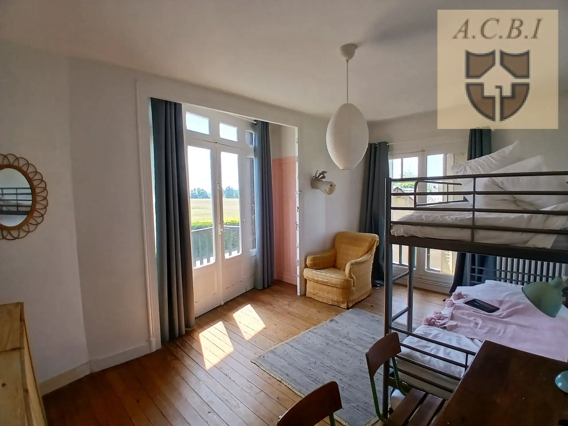 Maison de charme à Savigny-sur-Braye avec jardin et terrasses, idéal famille 