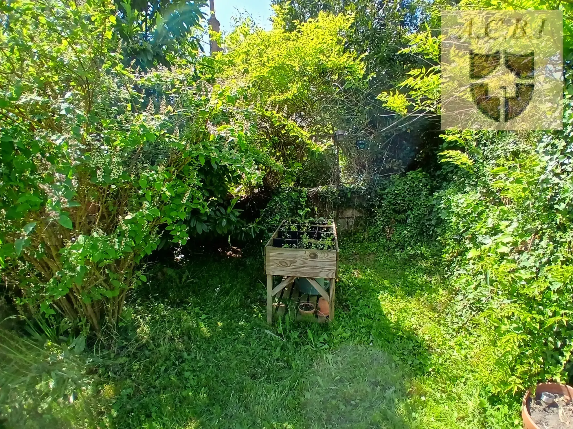Maison de charme à Savigny-sur-Braye avec jardin et terrasses, idéal famille 