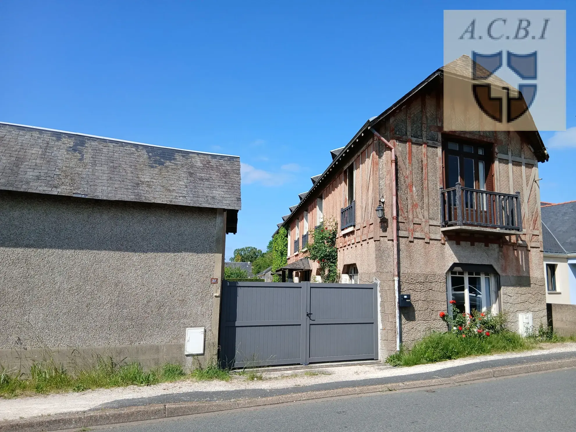 Maison de charme à Savigny-sur-Braye avec jardin et terrasses, idéal famille 