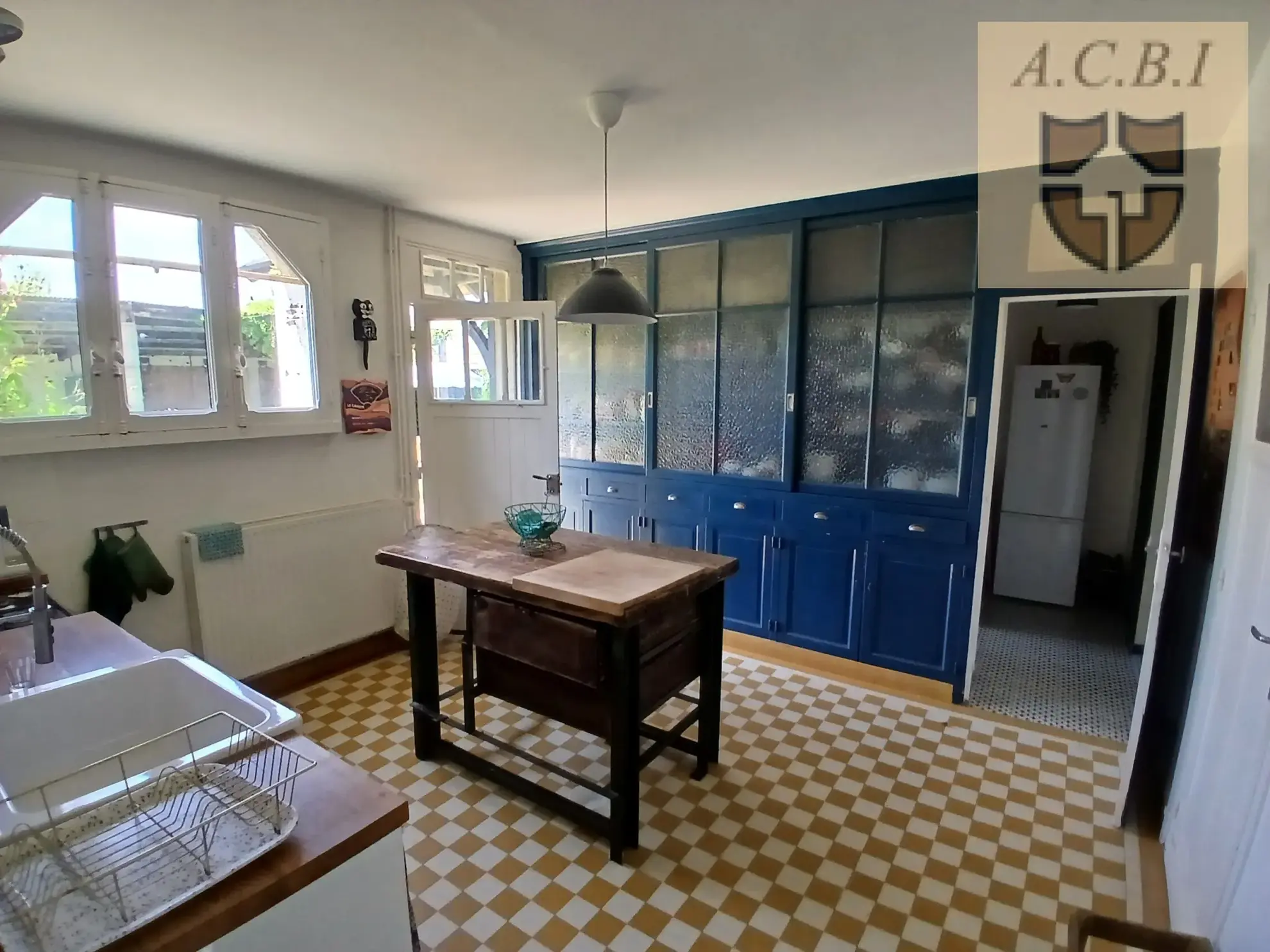 Maison de charme à Savigny-sur-Braye avec jardin et terrasses, idéal famille 