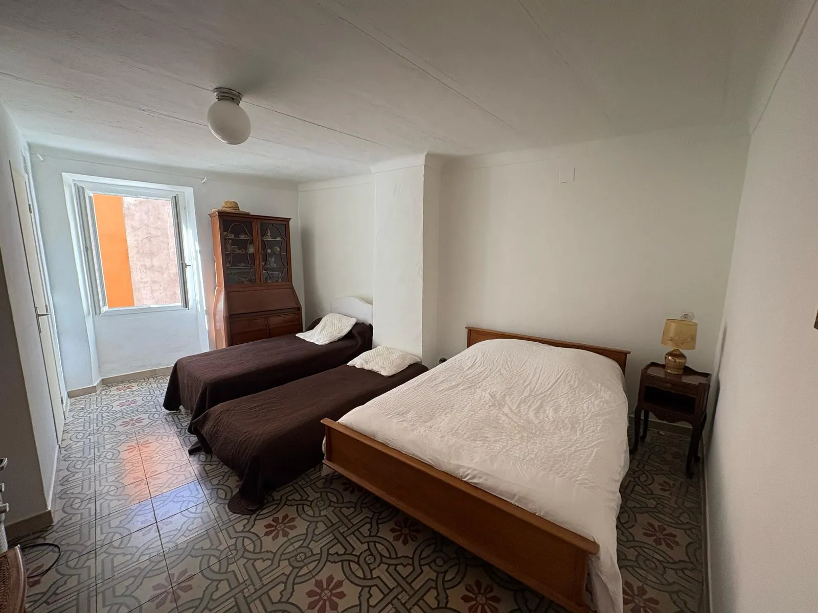 Maison de village à rénover à La Brigue avec grand potentiel et grenier aménageable