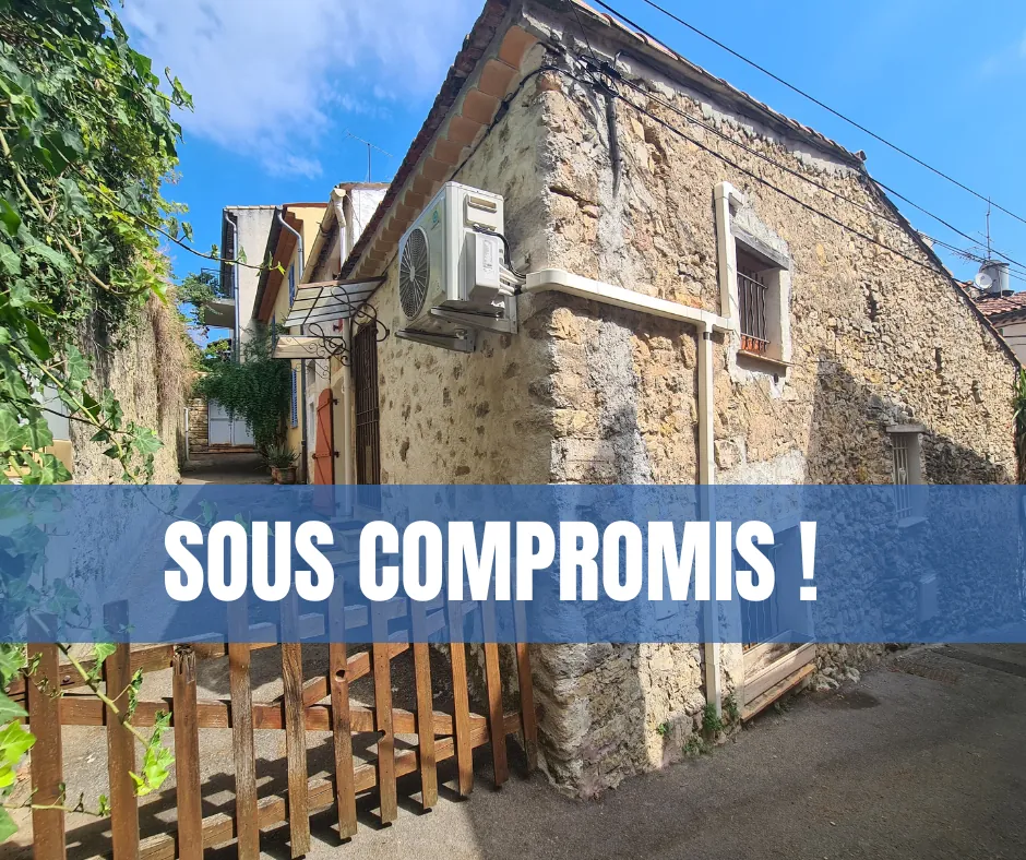 Charmante maison de village de 30 m² à Vallauris avec mezzanine et équipements modernes