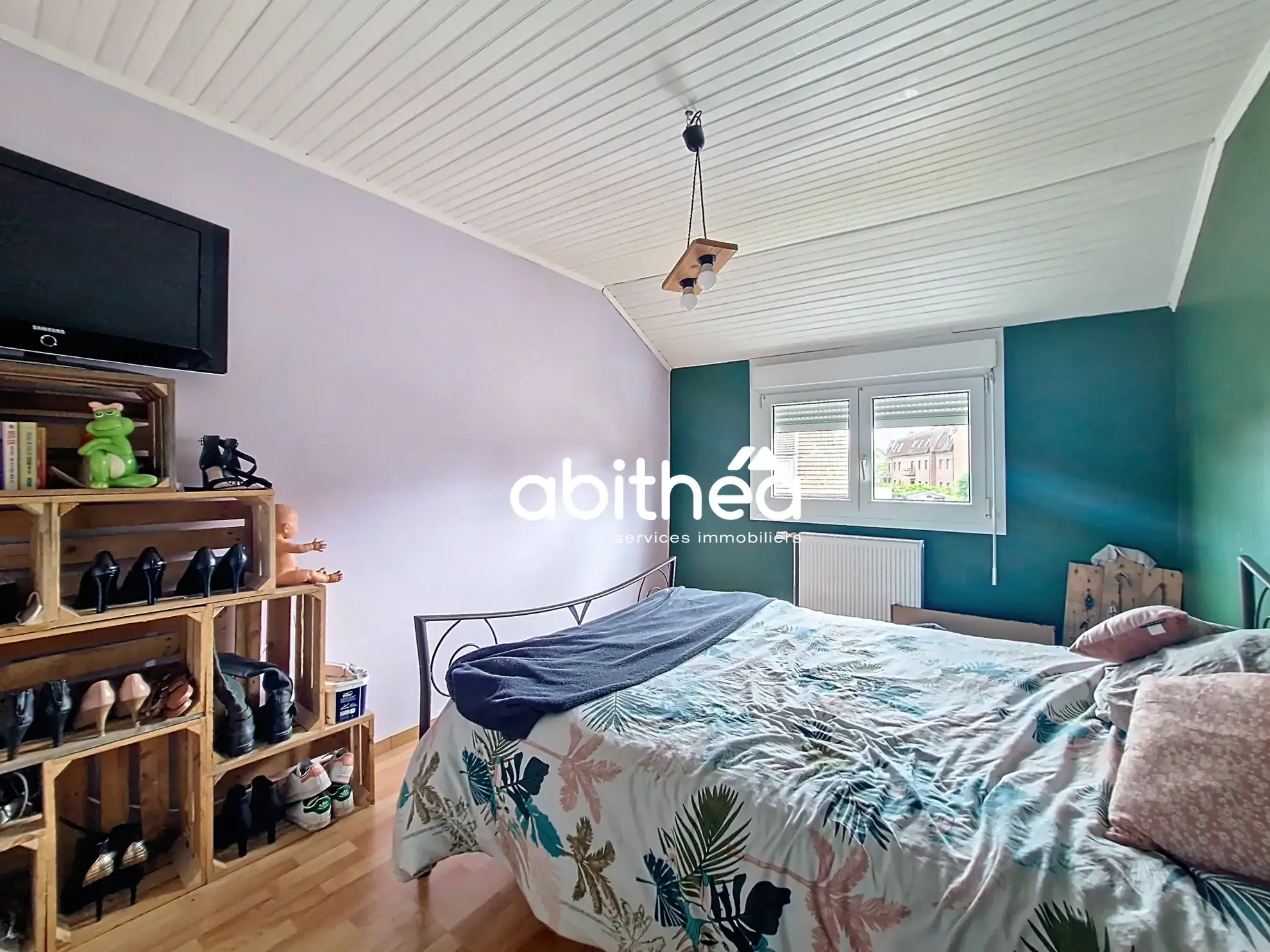 Maison semi-individuelle de 95 m² à Bauvin avec garage, jardin et véranda 