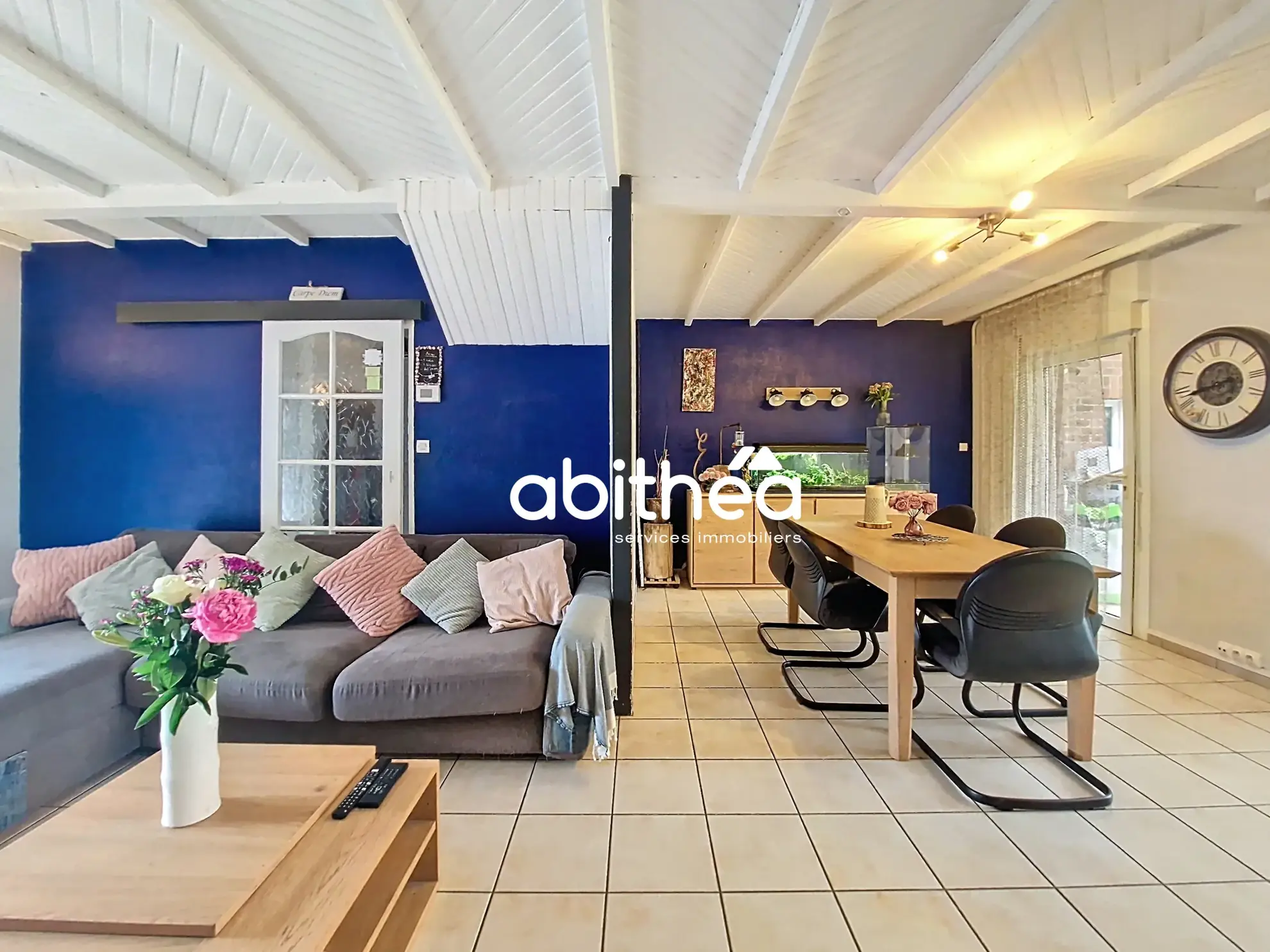 Maison semi-individuelle de 95 m² à Bauvin avec garage, jardin et véranda