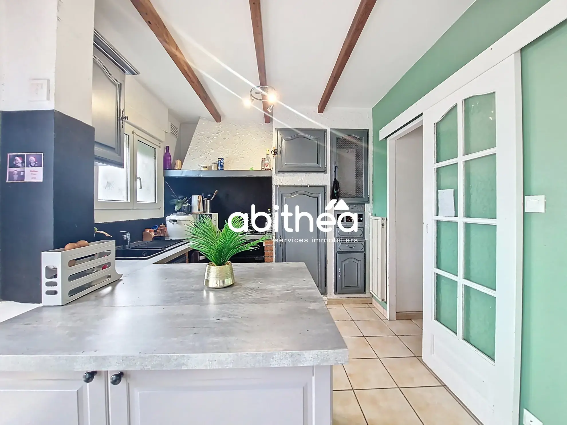 Maison semi-individuelle de 95 m² à Bauvin avec garage, jardin et véranda 