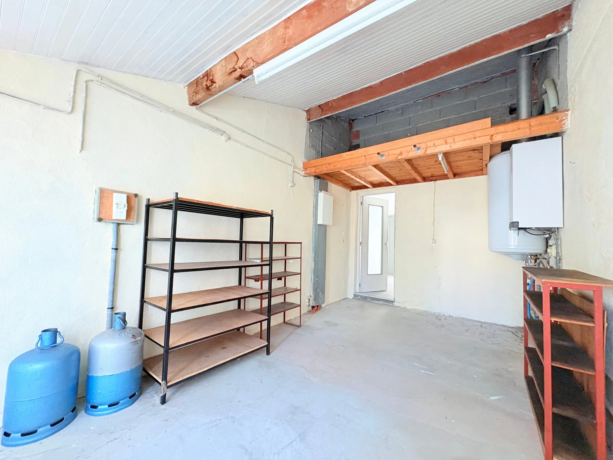 Villa 3 faces à Pollestres de 105 m² avec véranda et confort moderne 